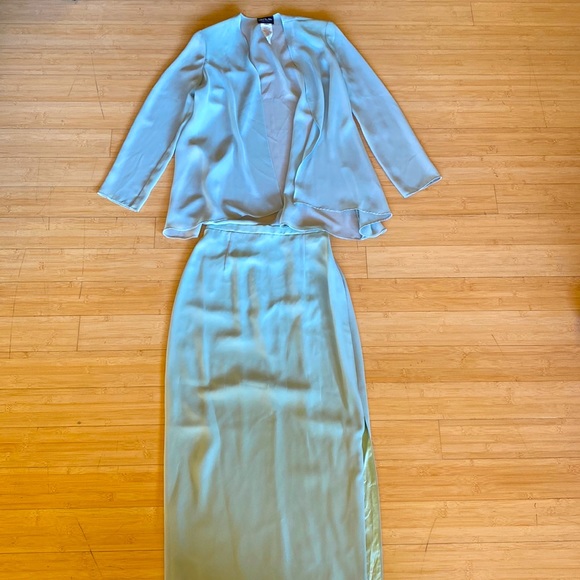 Formal seafoam color skirt set - Picture 1 of 8
